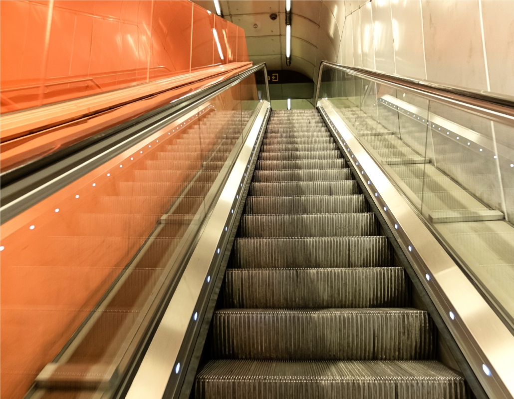 moving-staircase-escalator-inside-the-underground-2021-12-18-05-32-28-utc-1030x799