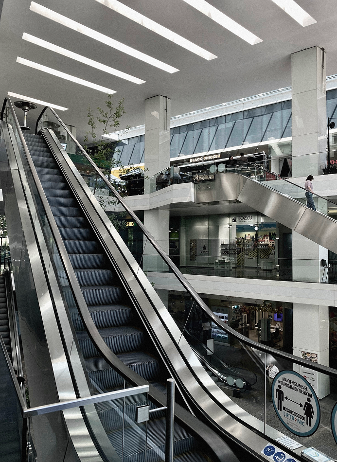 Escalera mecanica certificada